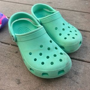 Kids crocs